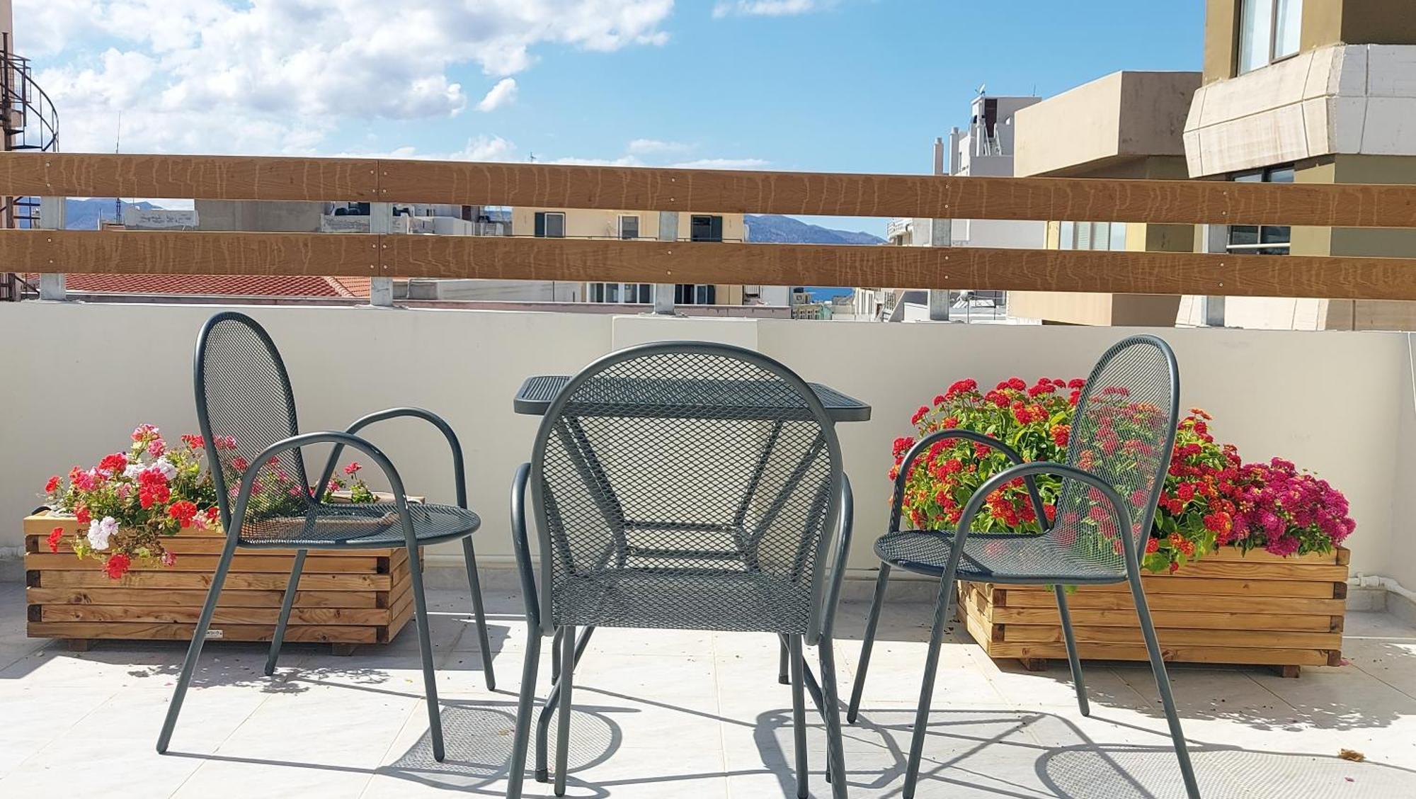 The Blue Apartment In The Heart Of Heraklion Dış mekan fotoğraf